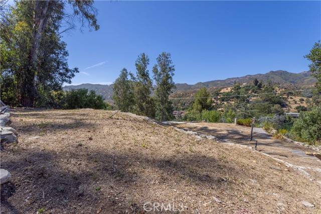 Agoura Hills, CA 91301,2229 Pinecrest Road