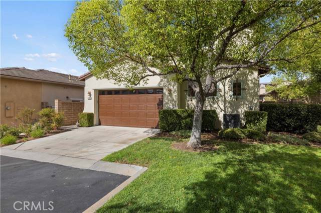 Valencia (santa Clarita), CA 91354,23806 Teak Court