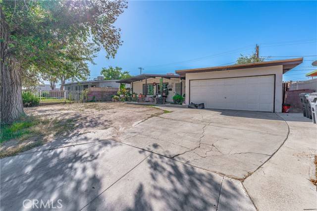 Lancaster, CA 93534,1214 W Avenue H15