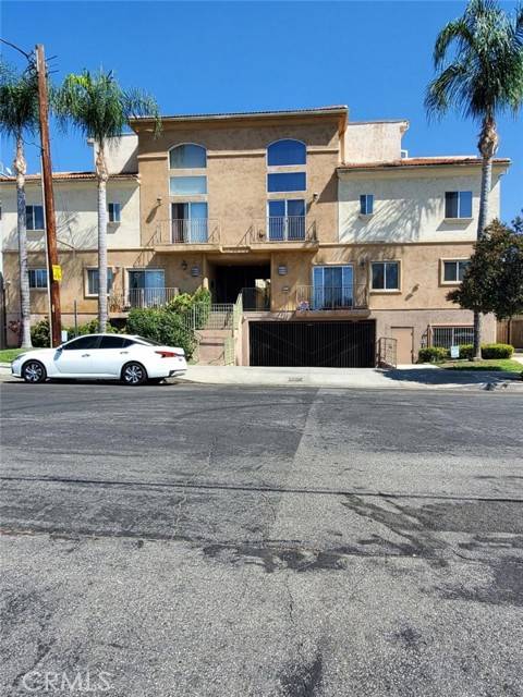 Northridge (los Angeles), CA 91325,8800 Etiwanda Avenue #10