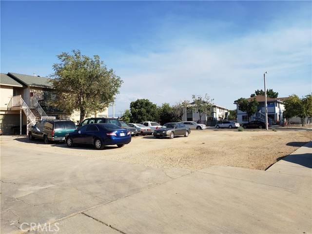 Palmdale, CA 93550,509 E Avenue Q2