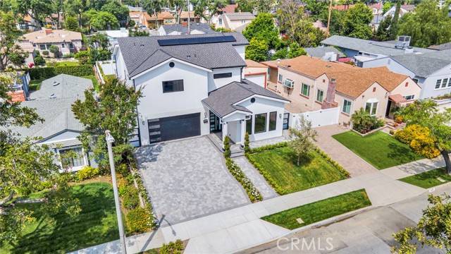 Burbank, CA 91506,251 S Griffith Park Drive