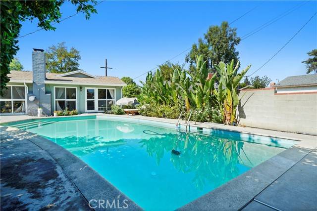 West Hills (los Angeles), CA 91307,7460 Shoup Avenue