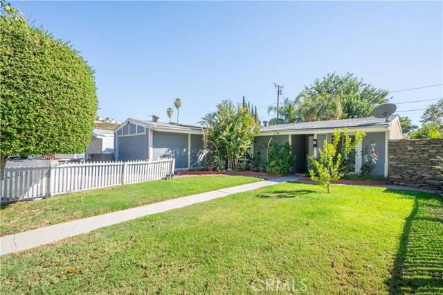 Canyon Country (santa Clarita), CA 91351,19028 Drycliff Street