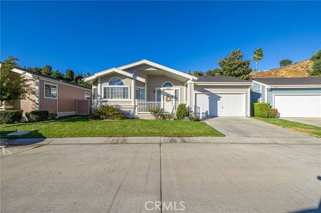 Canyon Country (santa Clarita), CA 91351,20087 Crestview Dr.