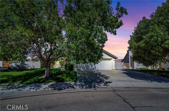 Lancaster, CA 93536,3739 Agave Circle