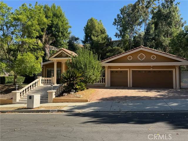 Encino (los Angeles), CA 91316,18304 Lake Encino Drive