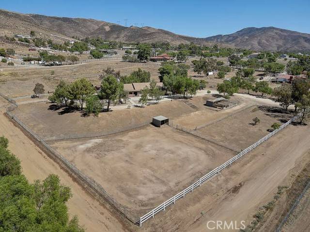 Agua Dulce, CA 91390,35502 Voss Road