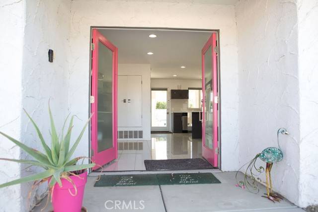 Palm Springs, CA 92262,303 E San Rafael Drive