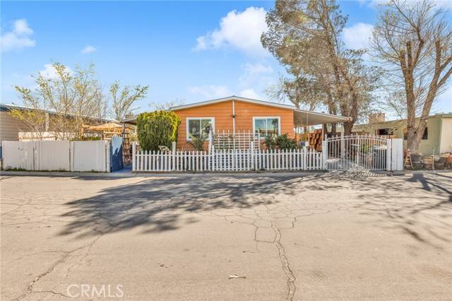 Rosamond, CA 93560,3300 15th Street #64