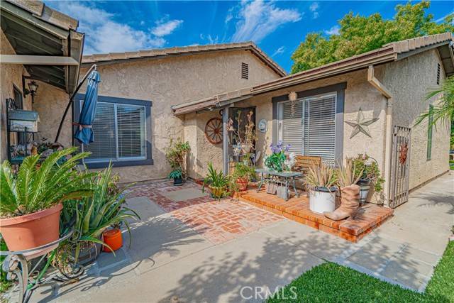 Valencia (santa Clarita), CA 91355,23211 Faisan Court