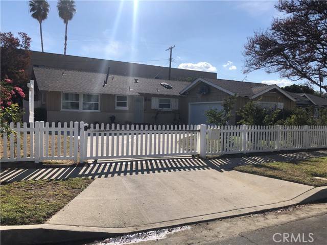 Chatsworth (los Angeles), CA 91311,21610 Blackhawk Street