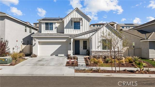 Saugus (santa Clarita), CA 91350,28516 Songbird Way