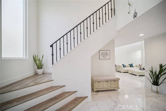 Canyon Country (santa Clarita), CA 91351,18510 Himalayan Court