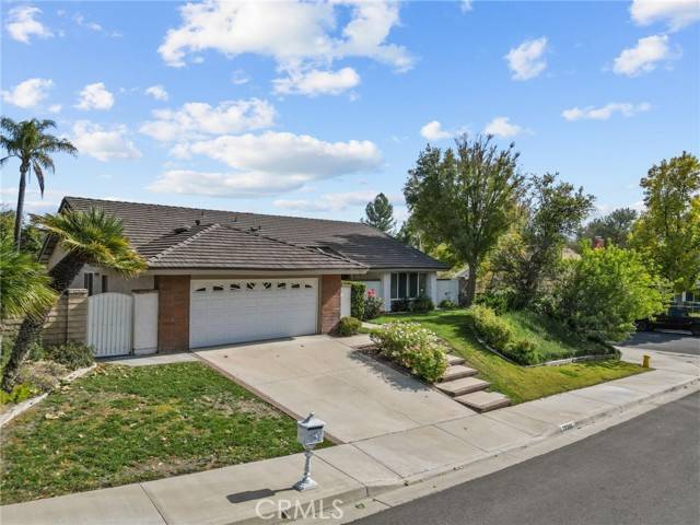 Valencia (santa Clarita), CA 91355,25356 Fortuna Drive