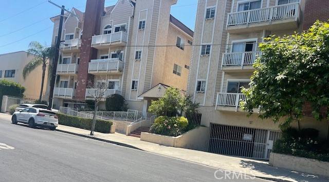 Encino (los Angeles), CA 91316,5135 Zelzah Avenue #202