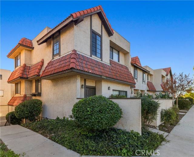 Canyon Country (santa Clarita), CA 91387,27667 Ironstone Drive #1