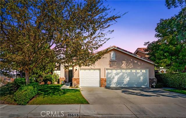 Canyon Country (santa Clarita), CA 91351,19613 Sunrise