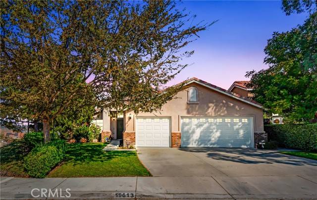 Canyon Country (santa Clarita), CA 91351,19613 Sunrise