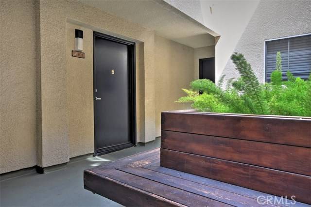 Woodland Hills (los Angeles), CA 91367,5545 Canoga Avenue #105