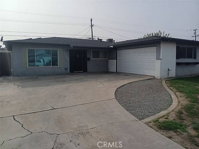 Bakersfield, CA 93304,1509 Ivan Avenue