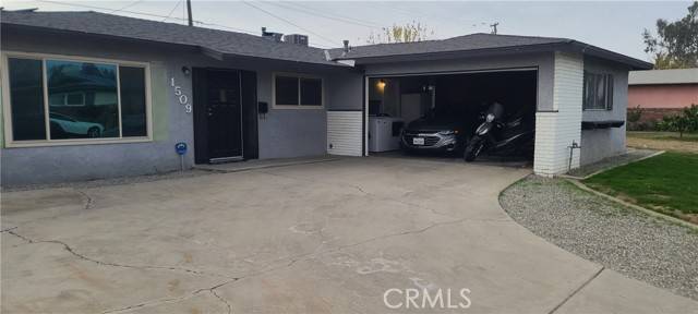 Bakersfield, CA 93304,1509 Ivan Avenue