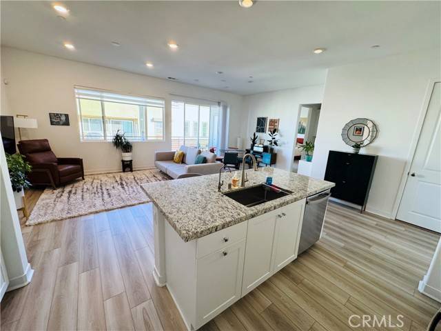 Valencia (santa Clarita), CA 91381,26958 Sandbar Willow Place #301