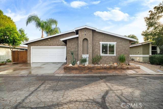 Castaic, CA 91384,27506 Amethyst Way