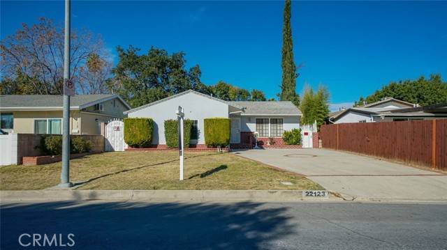 Canoga Park (los Angeles), CA 91303,22123 Bassett Street