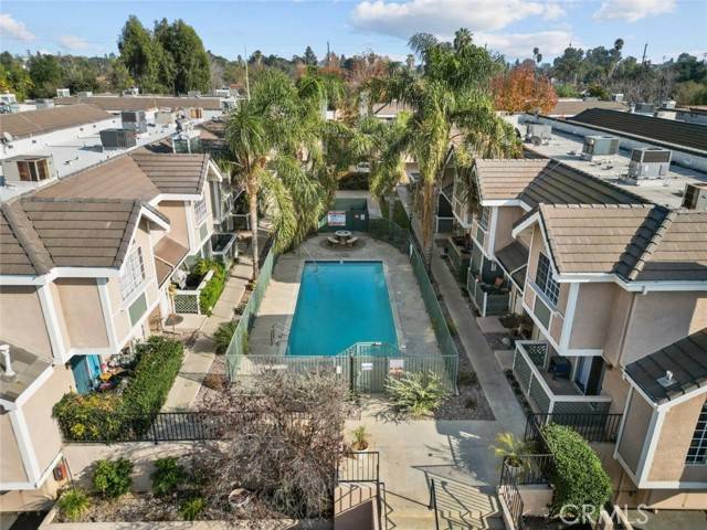 North Hills (los Angeles), CA 91343,8958 Burnet Avenue #B1