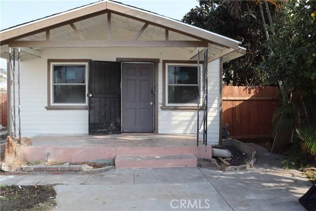 Huntington Park, CA 90255,6114 Gifford Avenue #B