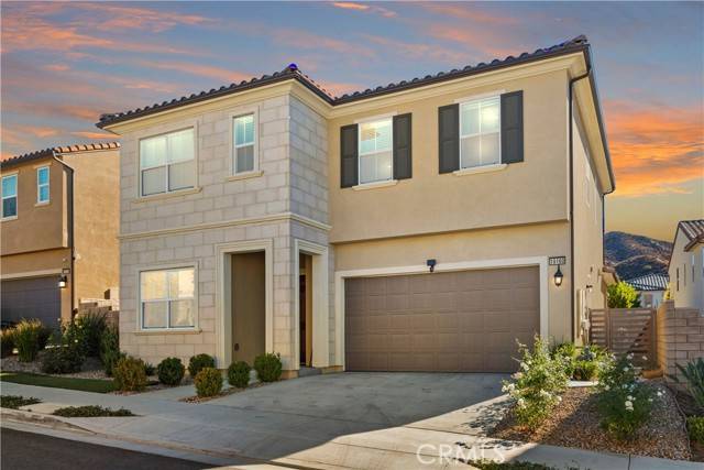 Saugus (santa Clarita), CA 91351,19160 Merryweather Drive