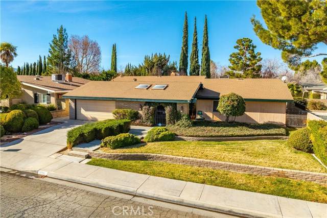 Lancaster, CA 93536,44117 27th Street