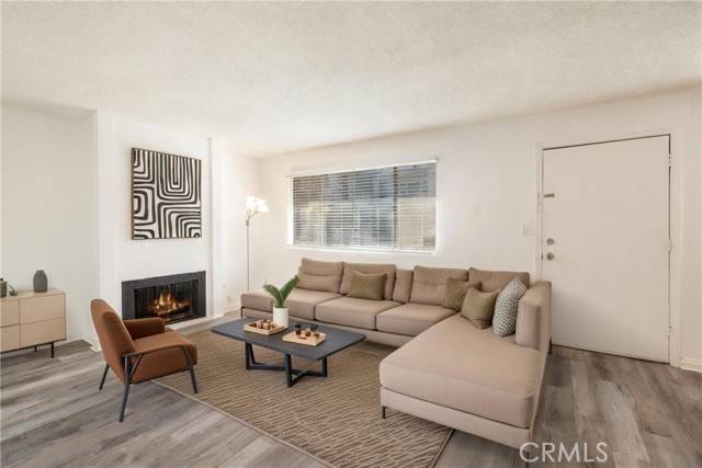 North Hills (los Angeles), CA 91343,8505 Columbus Avenue #217