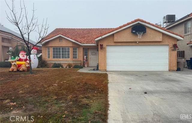 Bakersfield, CA 93313,5809 Willowcrest Street