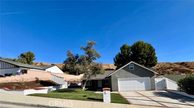 Saugus (santa Clarita), CA 91350,27406 Onlee Avenue