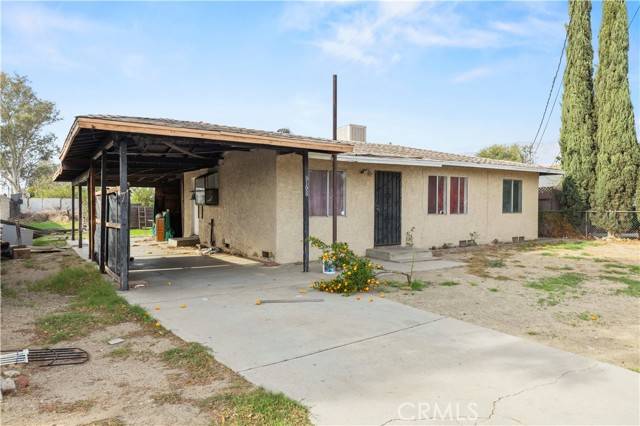 Fontana, CA 92335,9196 Redwood Avenue