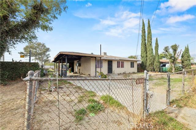 Fontana, CA 92335,9196 Redwood Avenue