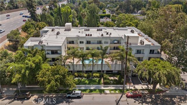 Sherman Oaks, CA 91423,4702 Fulton Avenue #304