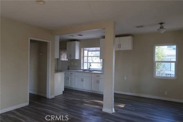 San Fernando, CA 91340,1123 Coronel Street