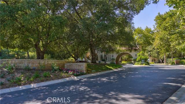 Valencia (santa Clarita), CA 91355,24703 Garland Drive