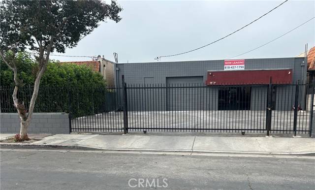 Van Nuys (los Angeles), CA 91406,16134 Valerio Street