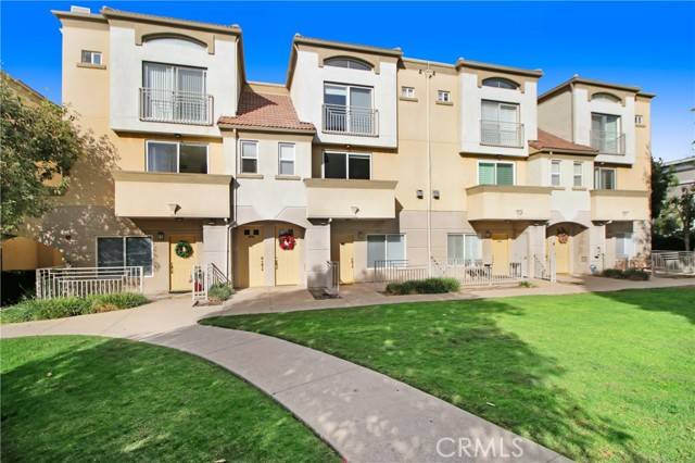 Woodland Hills (los Angeles), CA 91364,5200 Premiere Hills Circle #246