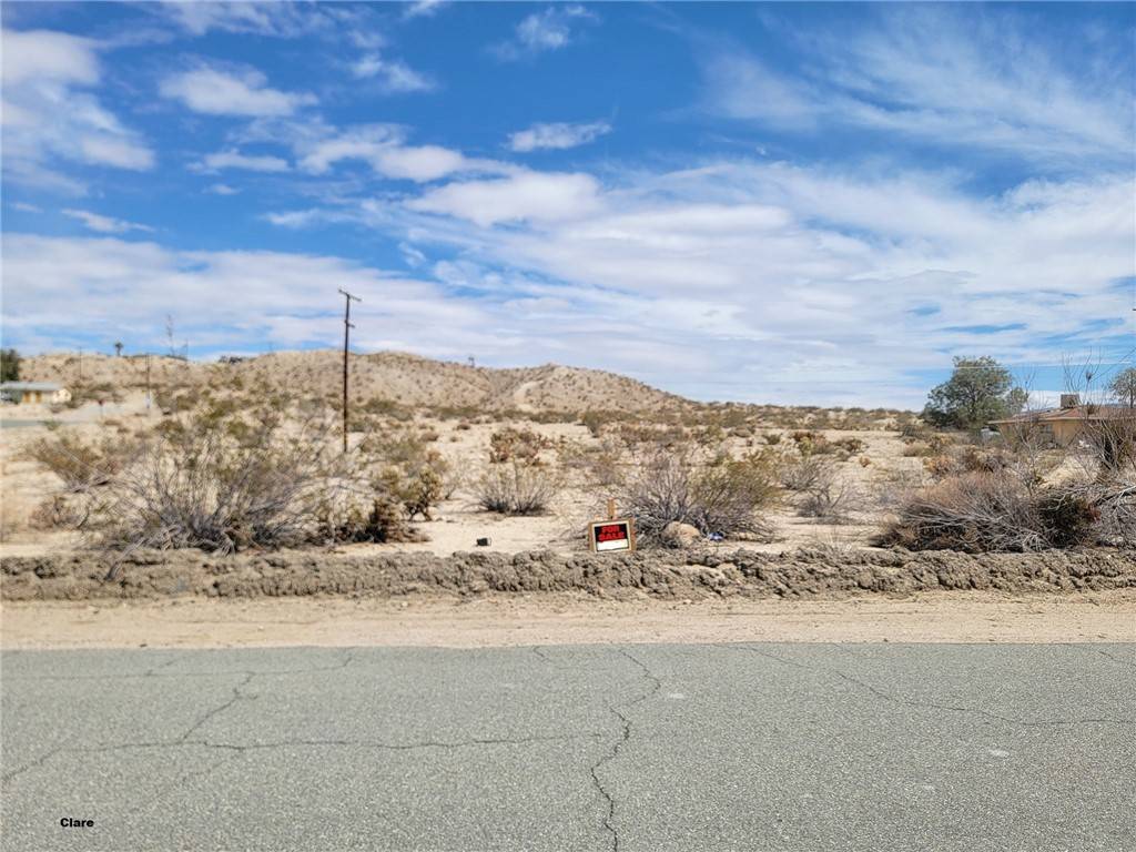 Twentynine Palms, CA 92277,0 Clare Avenue