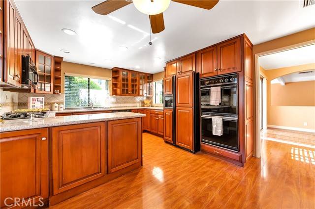 Encino (los Angeles), CA 91316,5255 Zelzah Avenue #112