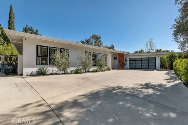 Encino (los Angeles), CA 91316,18164 Chardon Circle