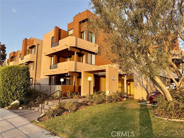 Canoga Park (los Angeles), CA 91304,7826 Topanga Canyon Boulevard #5
