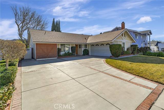 Saugus (santa Clarita), CA 91350,21158 Winterset Drive