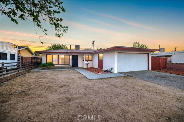 Lancaster, CA 93534,45433 Lorimer Avenue