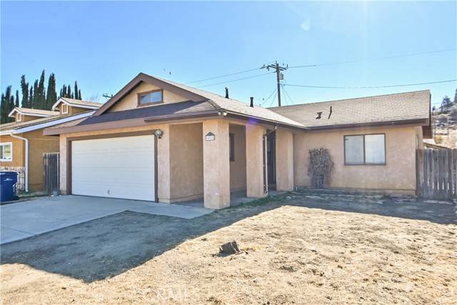 Lake Hughes, CA 93532,14322 Boxtree Street